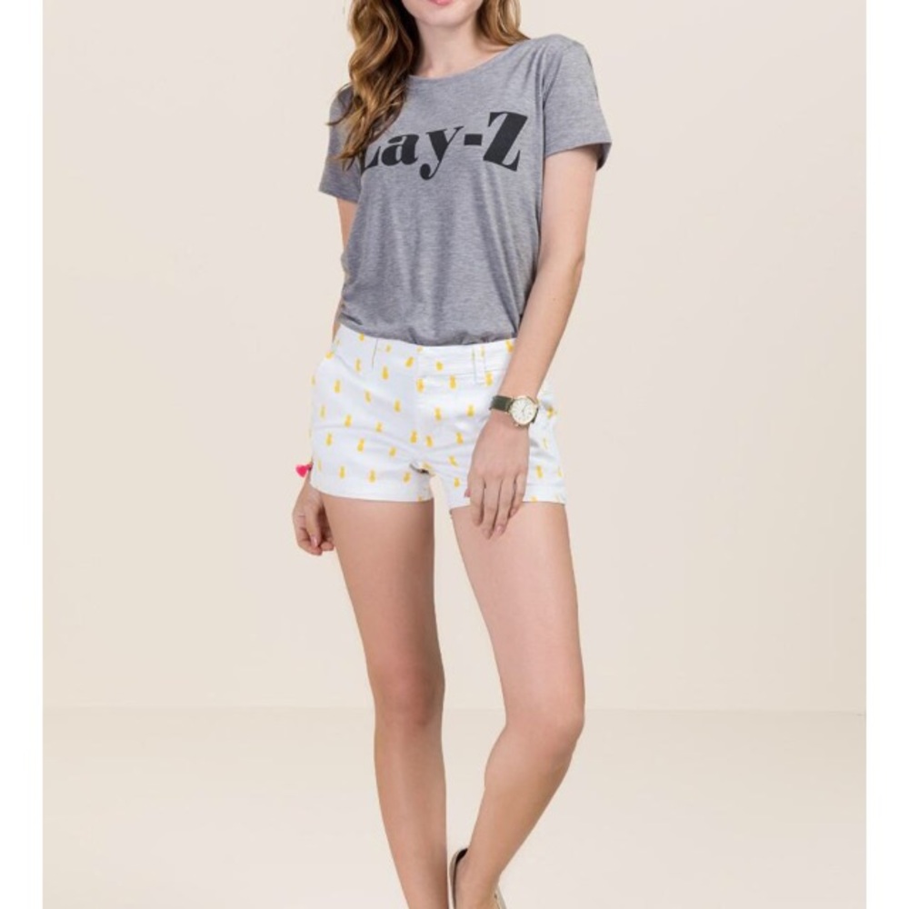 Super cute white shorts! - Picture 3 of 3